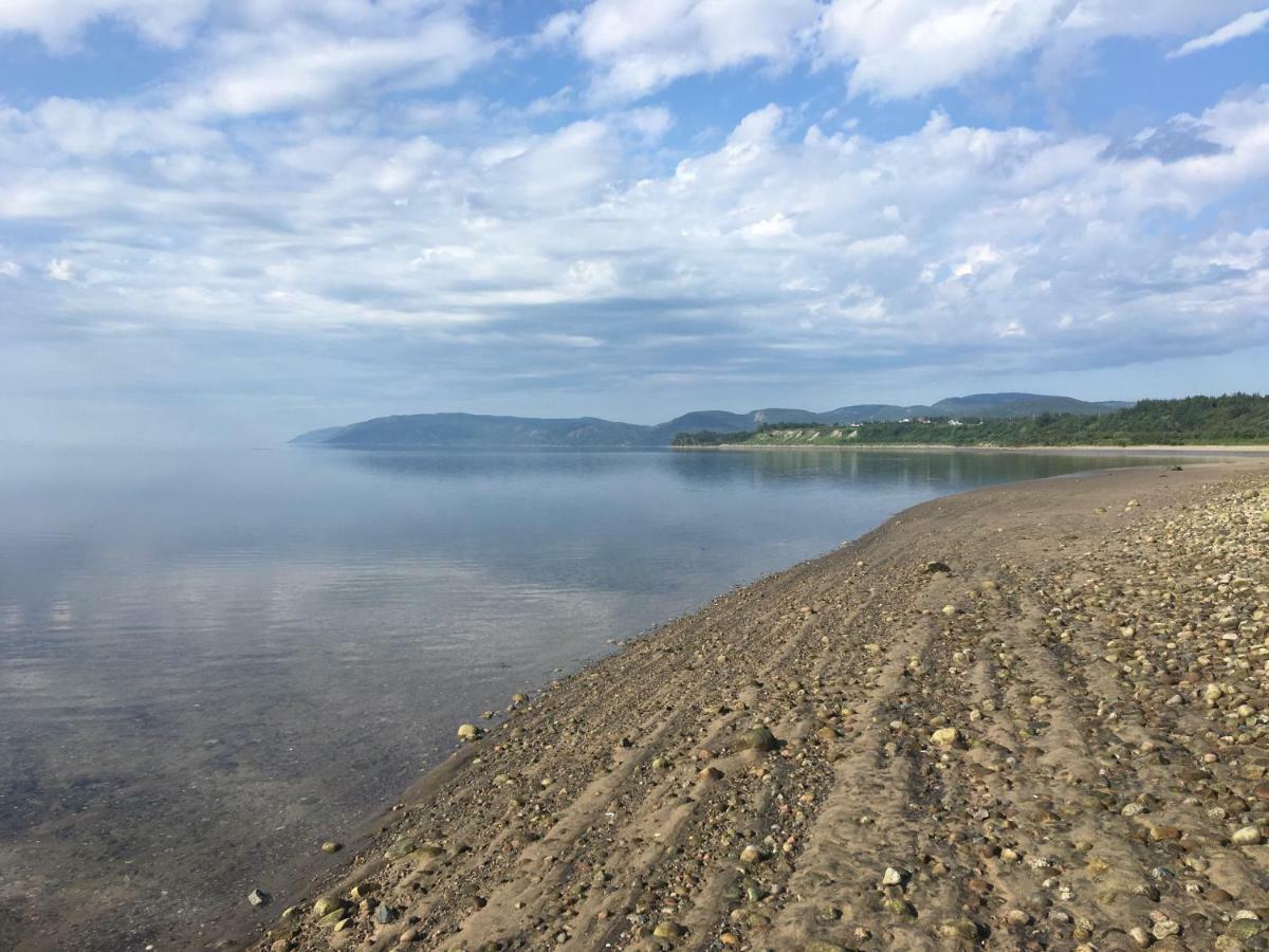 Gite De La Colline Baie-Sainte-Catherine Exterior foto